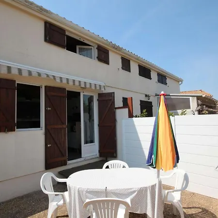 Maison T2 4 Couchages, Terrasse Cloturee, Sun Village Avec Piscine Commune, 300m De La A Lrsunr6 *
