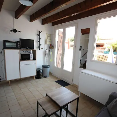 Maison T2 4 Couchages, Terrasse Cloturee, Sun Village Avec Piscine Commune, 300m De La A Lrsunr6 * Portiragnes