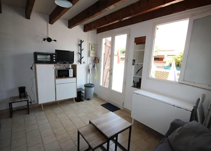 Maison T2 4 Couchages, Terrasse Cloturee, Sun Village Avec Piscine Commune, 300m De La A Lrsunr6 * Portiragnes
